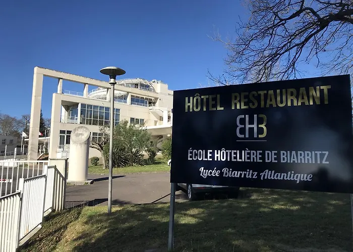 Hotel Biarritz Atlantique - Lycee Hotelier - Management School